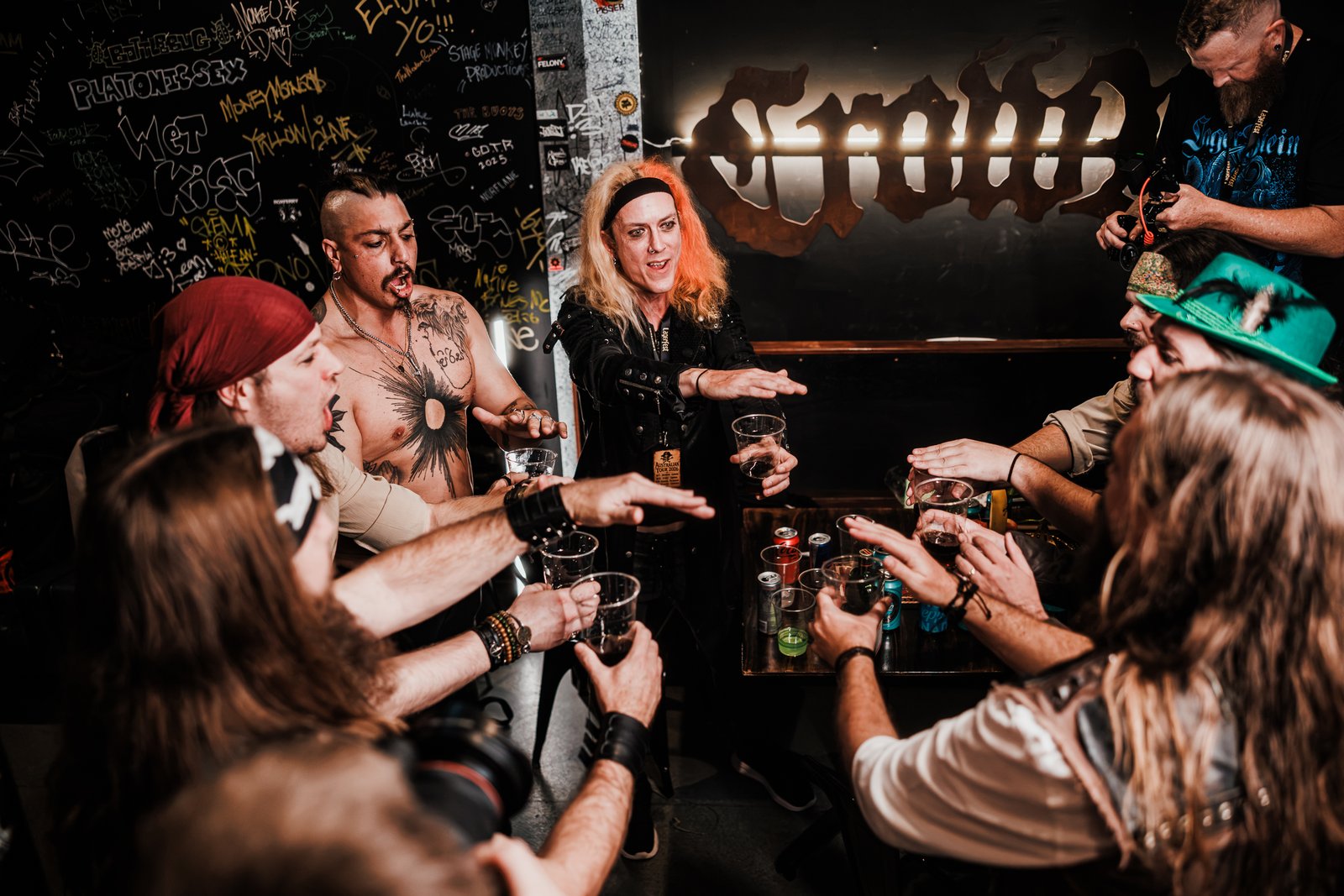 Lagerstein backstage celebration